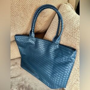Woven Tote Bag ~ Roomy Purse ~ Navy Blue ~ NWT